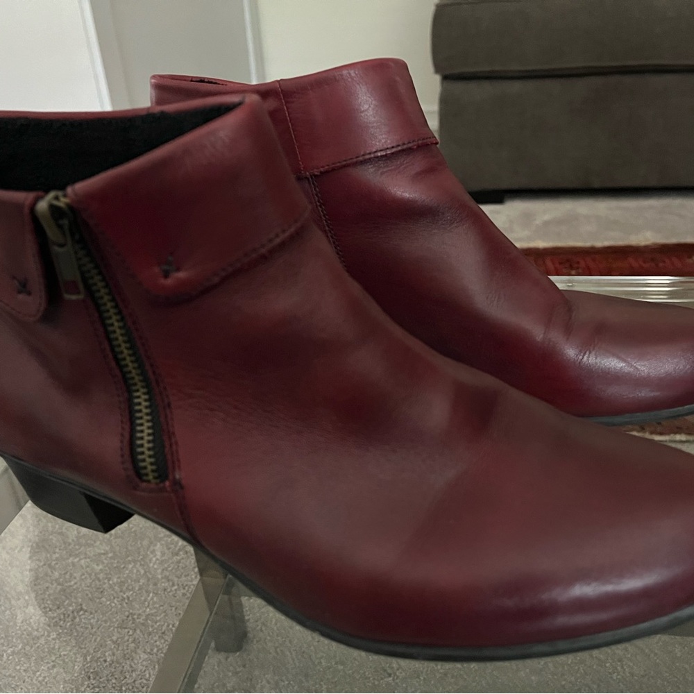 Burgundy Ankle Boots with Side Zipper